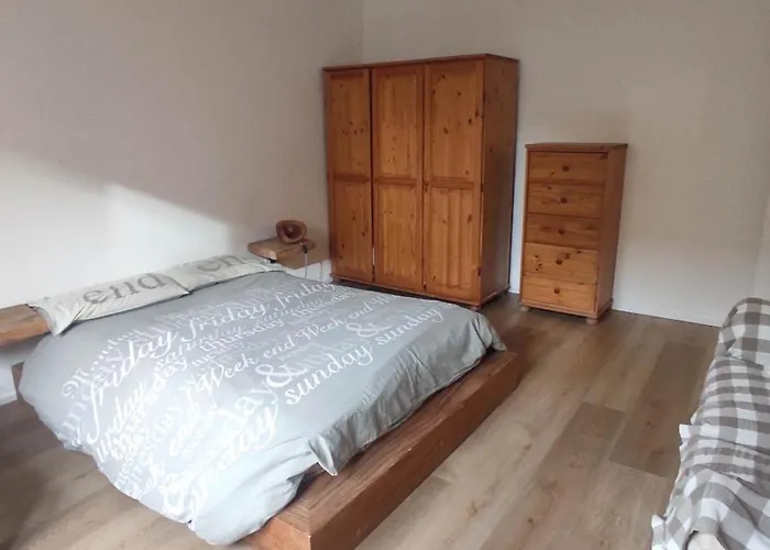 Апартаменты Schivardi Road *